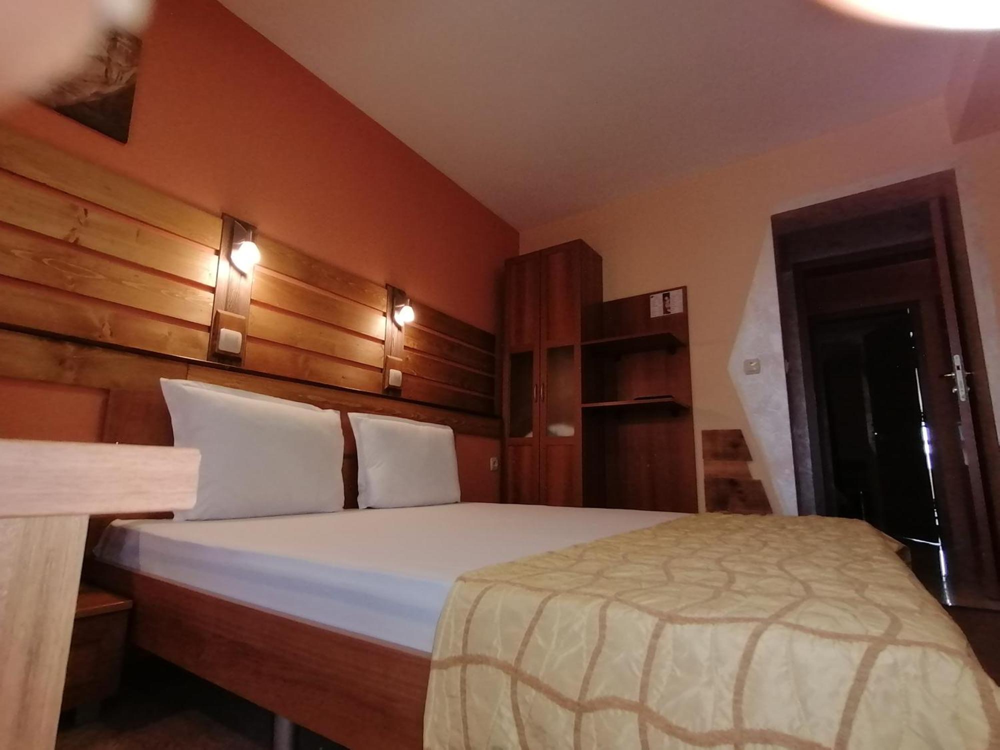 Boutique Ikonomov