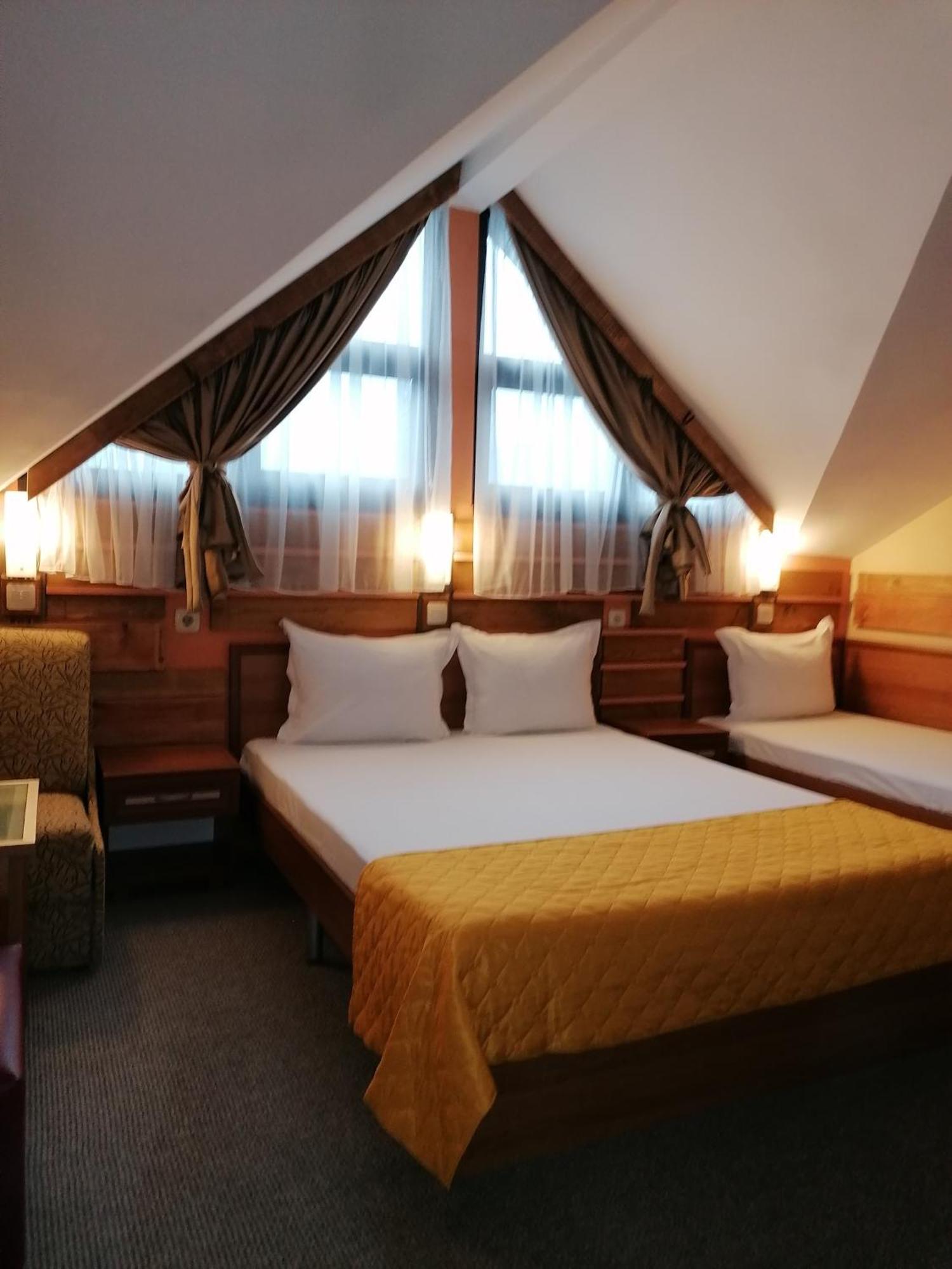 Pensiune Boutique Ikonomov 3*