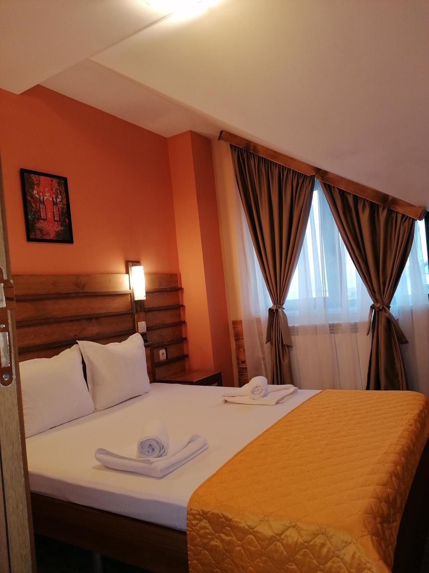 Boutique Ikonomov Pensiune 3*