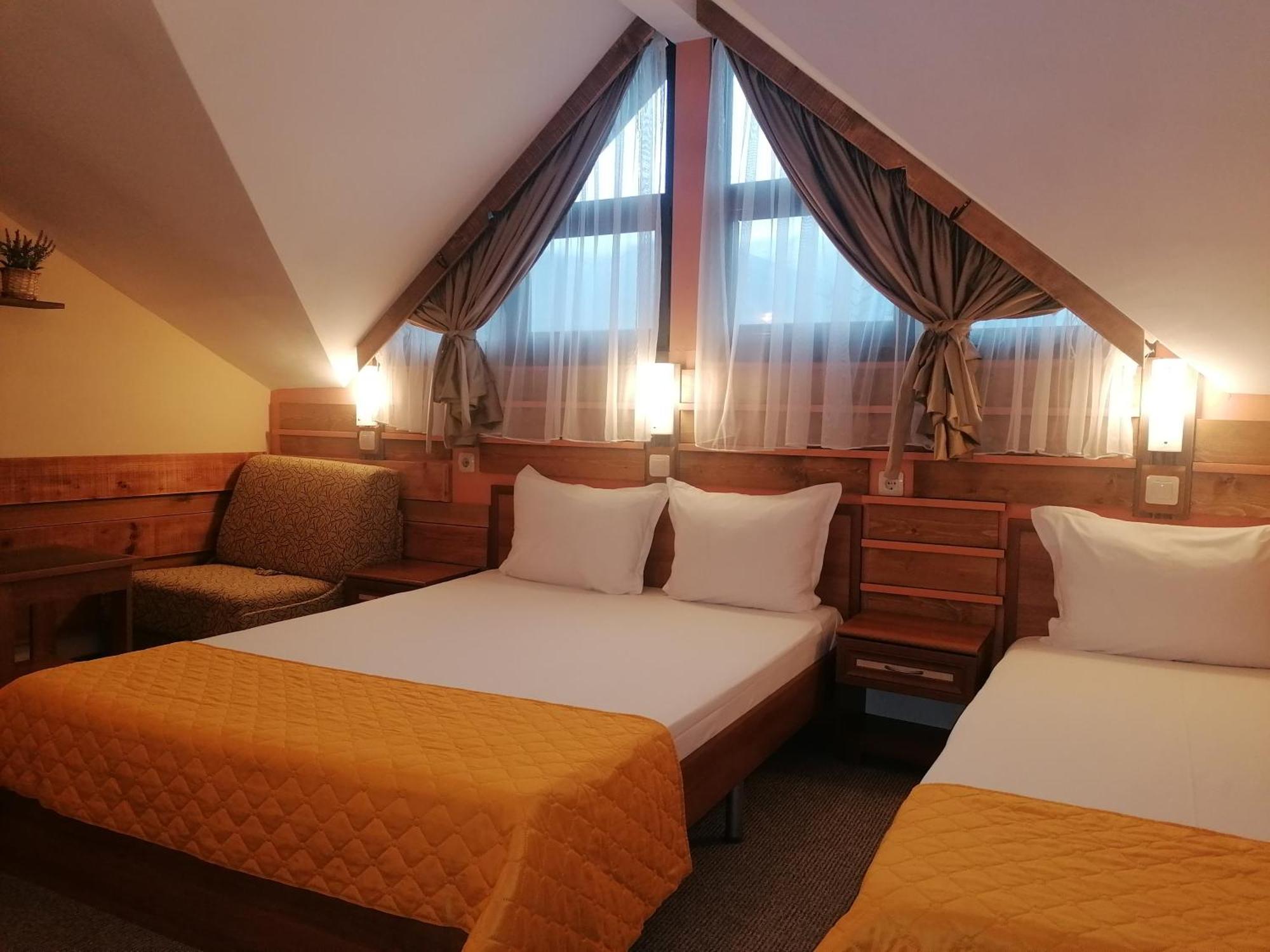 Boutique Ikonomov Pensiune 3*